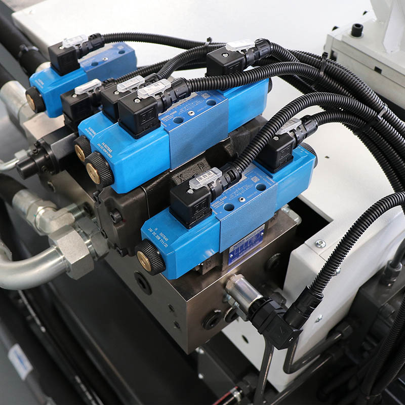 SP300: SP smart kraftformsprutningsmaskin